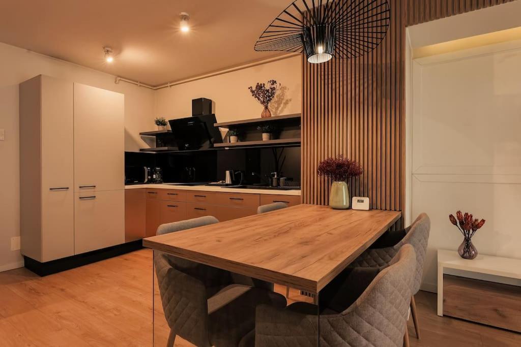 Nest Inn Magic Apartment Cluj-Napoca Eksteriør bilde